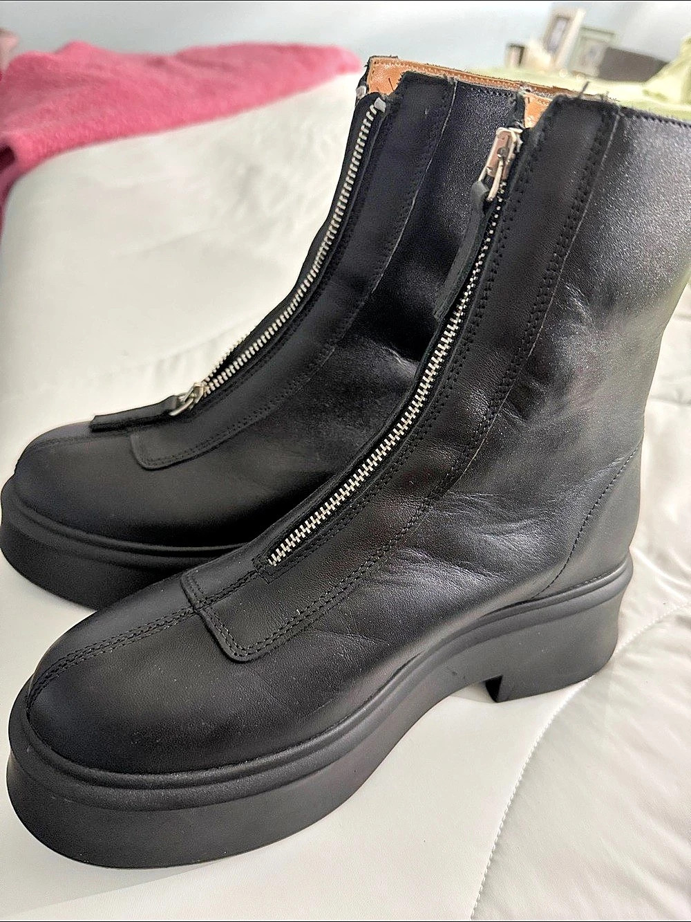 Steve Madden Jones Black Leather Zip-Front Platform Ankle Boots